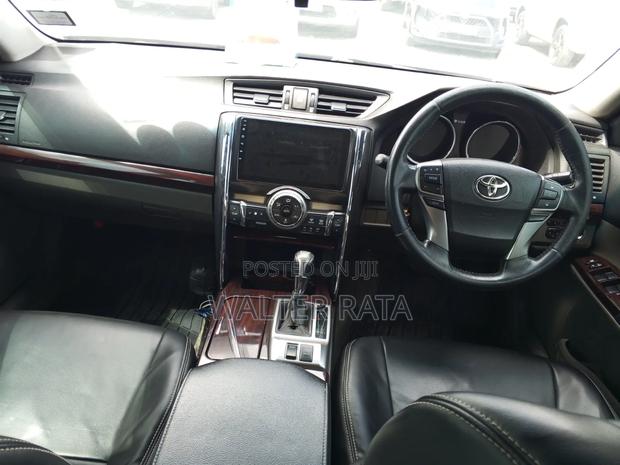 Toyota Mark X 2010 Gray