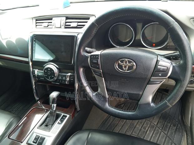 Toyota Mark X 2010 Gray