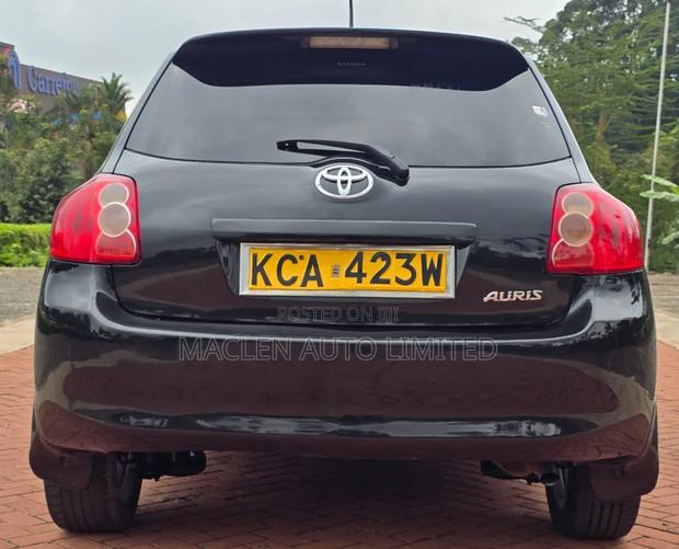 Toyota Auris 2007 Gray