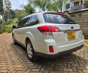 Subaru Outback 2014 White for sale