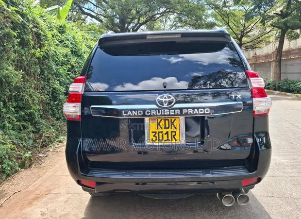 Toyota Land Cruiser Prado 2016 Black