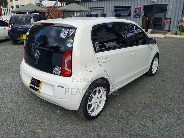 Volkswagen Up 2015 White
