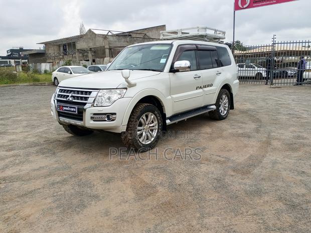 Mitsubishi Pajero 2015 White