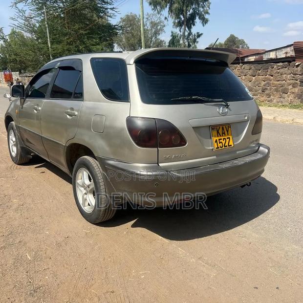 Toyota Harrier 2002 Gray
