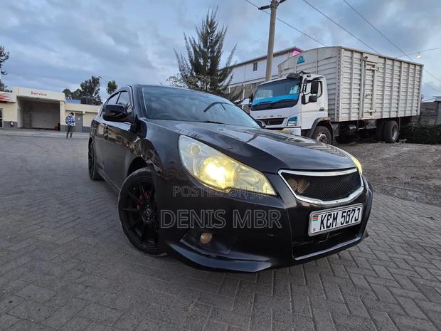 Subaru Legacy 2010 Black