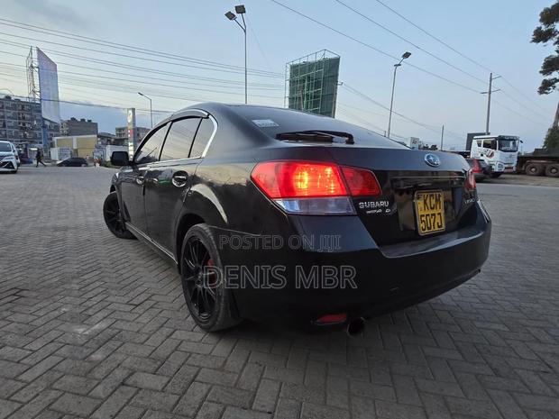 Subaru Legacy 2010 Black