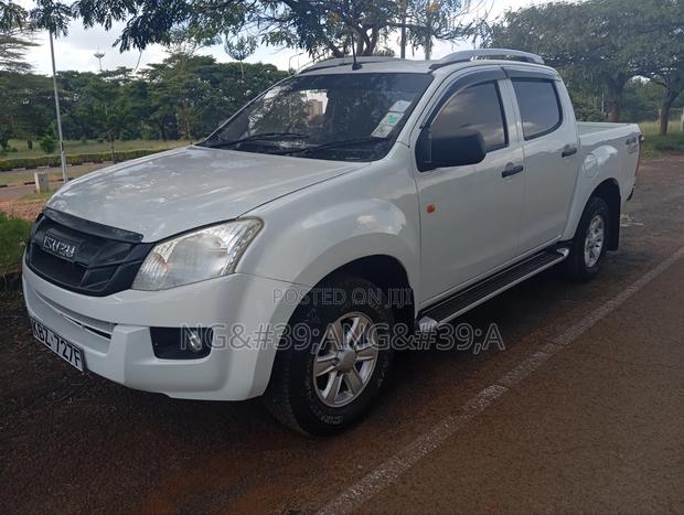 Isuzu D-MAX 2014 White