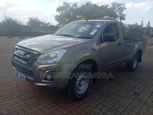 Isuzu D-MAX 2020 Gray
