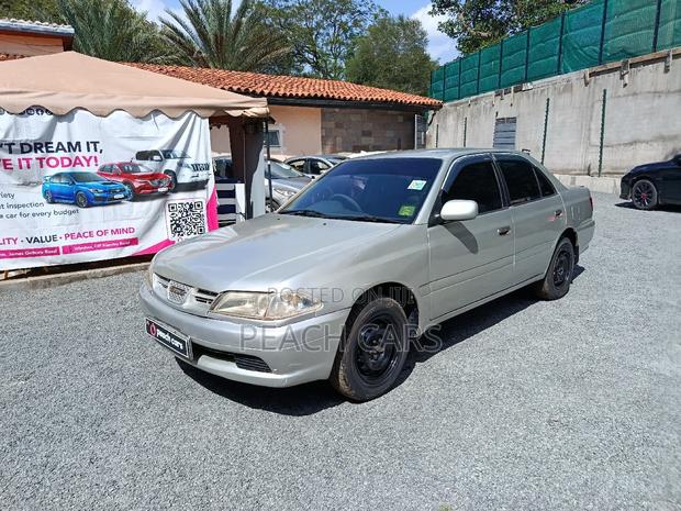 Toyota Carina 2001 Silver
