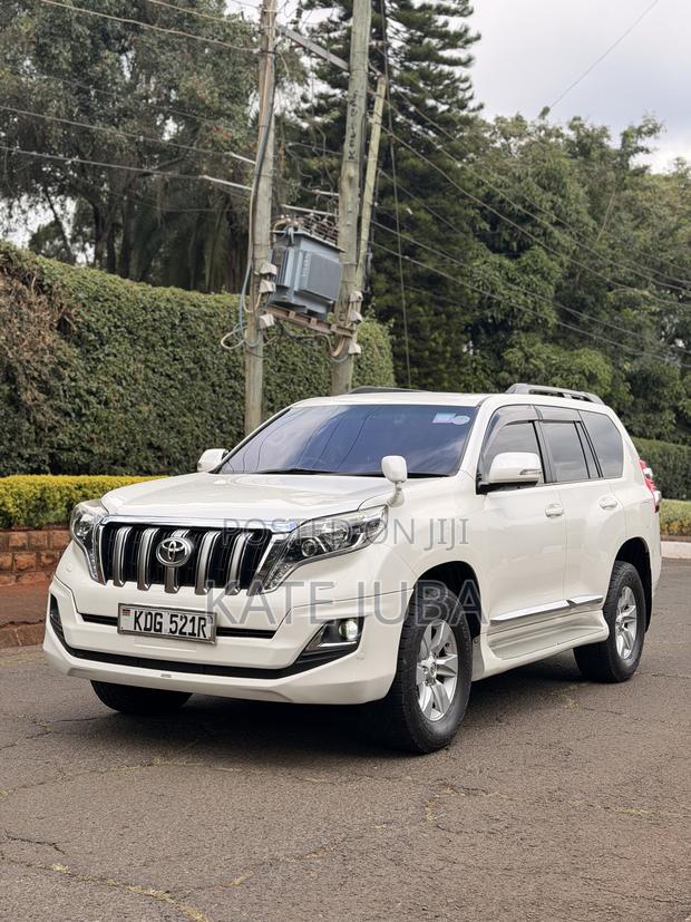 Toyota Land Cruiser Prado 2016 White