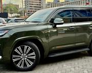 Lexus LX 2022 Green for sale