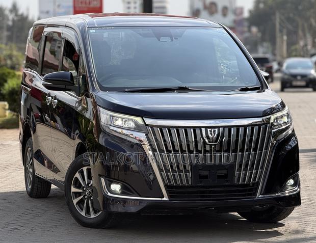 Toyota Esquire 2.0 FWD (7 seater) 2019 Purple