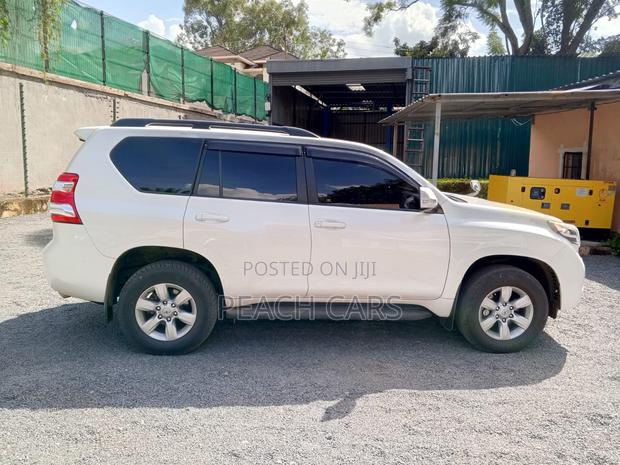 Toyota Land Cruiser Prado 2015 White