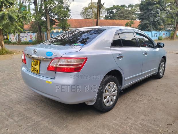 Toyota Premio 2014 Silver