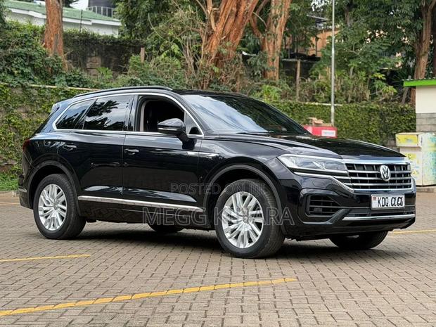 Volkswagen Touareg 2018 Black