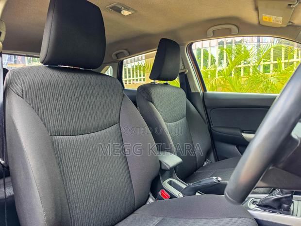Suzuki Baleno 2018 Orange
