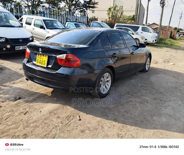 BMW 320i 2007 Black