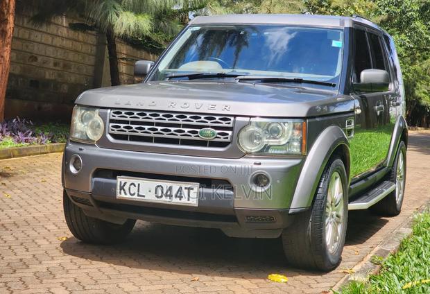 Land Rover Discovery 2010 Gray