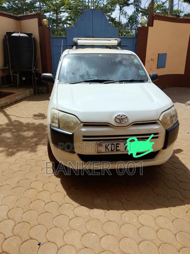 Toyota Succeed SV Premium 2014 White