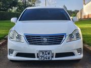 Toyota Crown 2012 White for sale