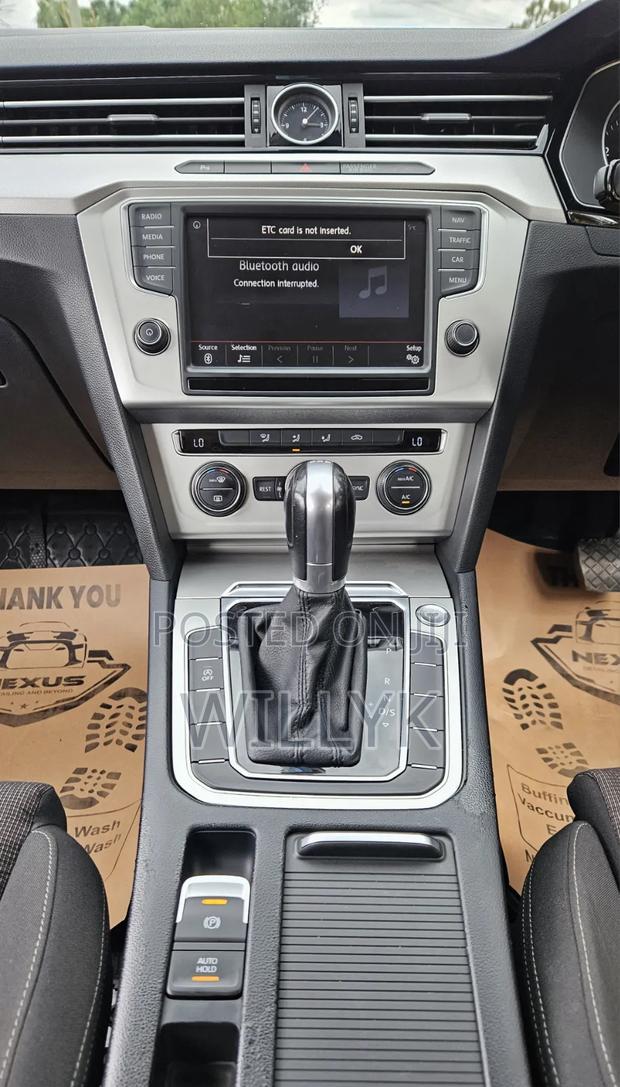 Volkswagen Passat 2016 Blue
