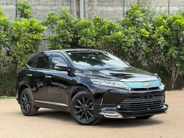 Toyota Harrier 2.0 2019 Black