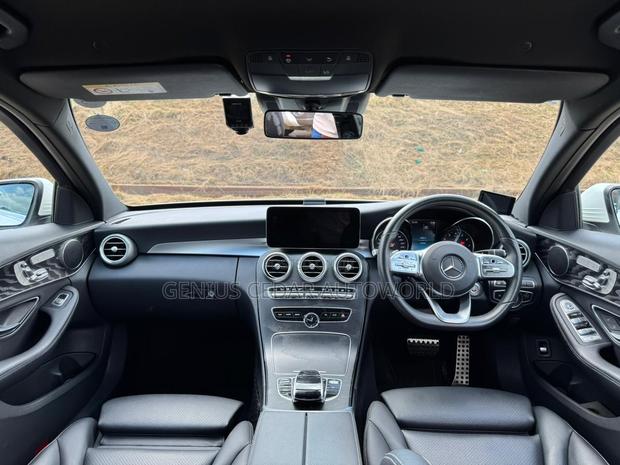 Mercedes-Benz C200 2019