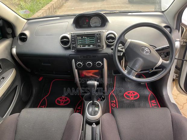 Toyota IST 2006 White