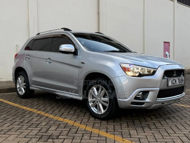 Mitsubishi RVR 2010 Silver