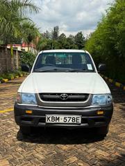 Toyota Hilux 2003 Beige for sale