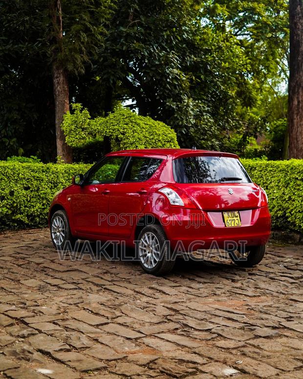 Suzuki Swift 2015 Red