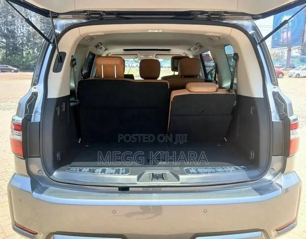 Nissan Patrol 2022 Silver