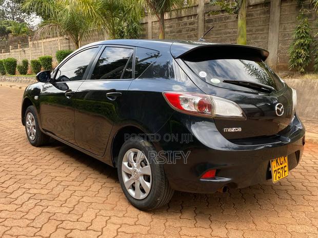 Mazda Axela 2012 Black