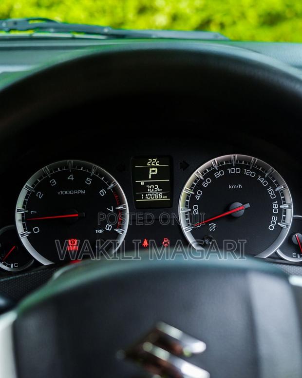 Suzuki Swift 2015 Red