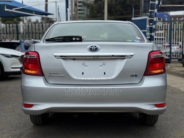 Toyota Axio 2019 Silver