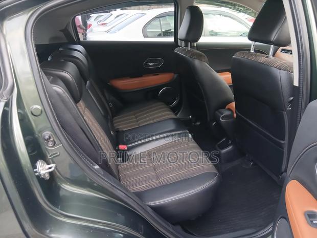 Honda Vezel 1.5 Hybrid 2WD 2017 Green
