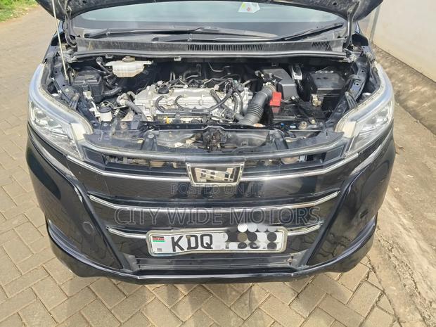 Toyota Noah 2018 Black
