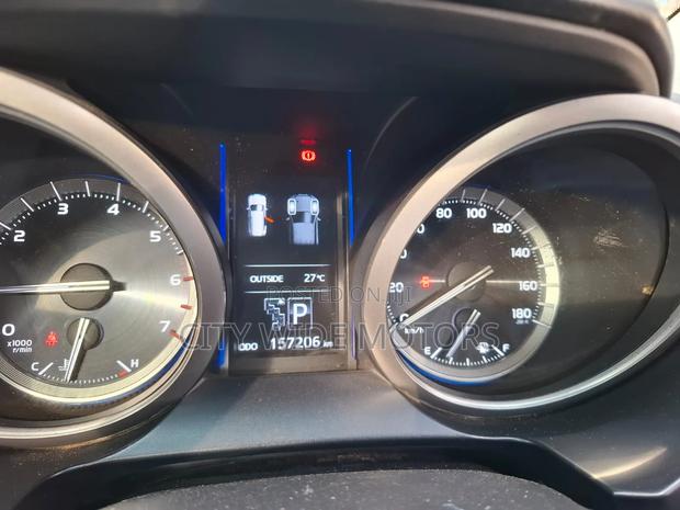 Toyota Land Cruiser Prado 2014 Black