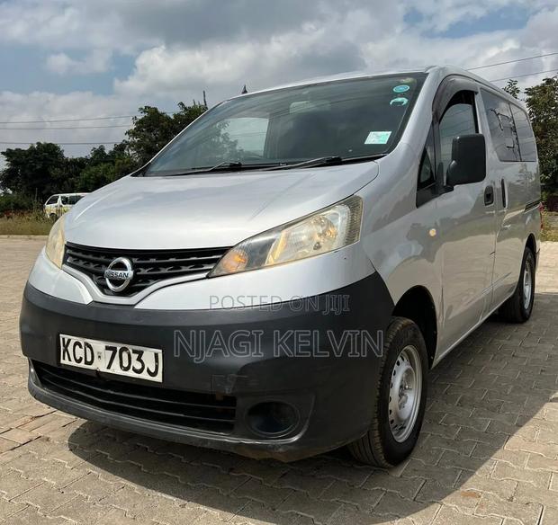 Nissan NV200 2009 Gray