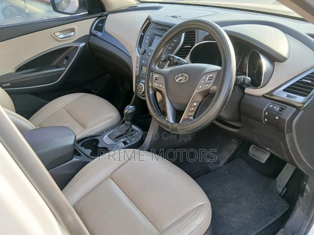 Hyundai Santa Fe 2015 White