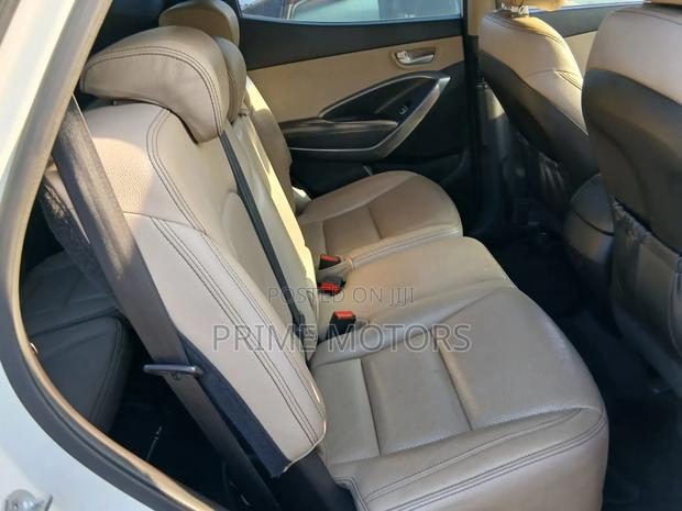 Hyundai Santa Fe 2015 White