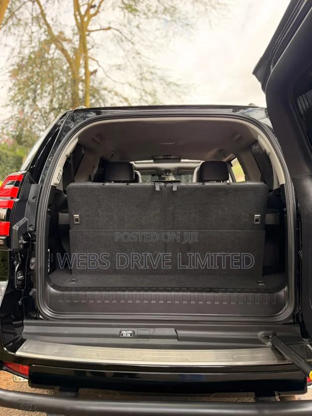 Toyota Land Cruiser Prado 2019 Black