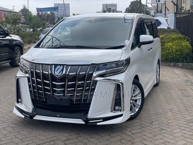 Toyota Alphard 2.5 Petrol FWD 2019 White