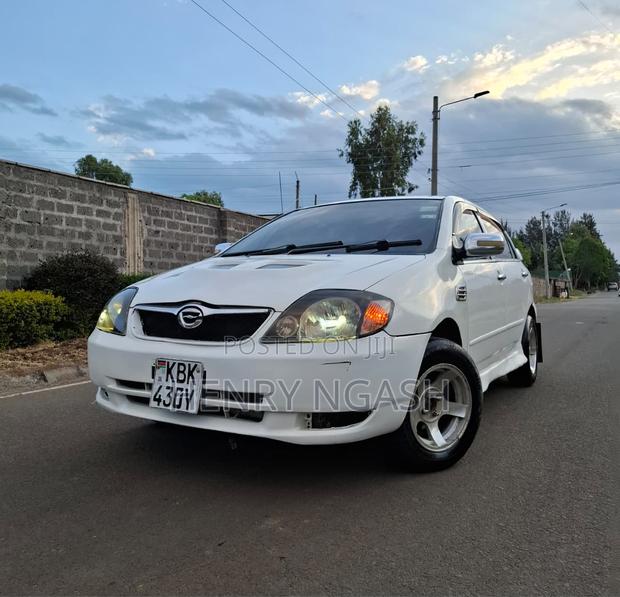 Toyota Corolla 2003 White