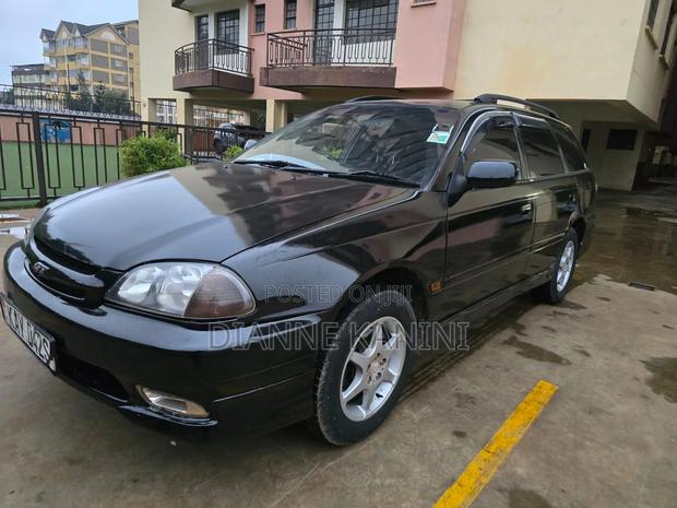 Toyota Caldina 2000 Black