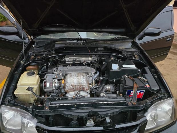 Toyota Caldina 2000 Black