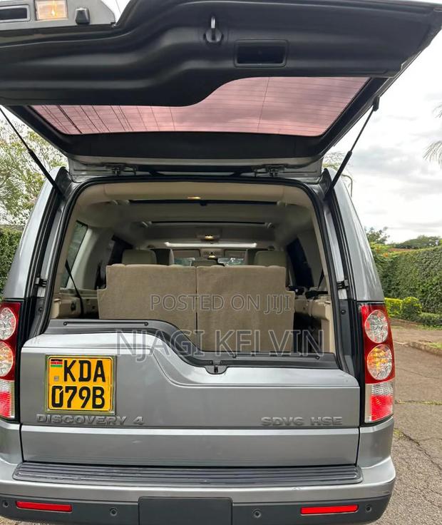 Land Rover Discovery 2013 Gray
