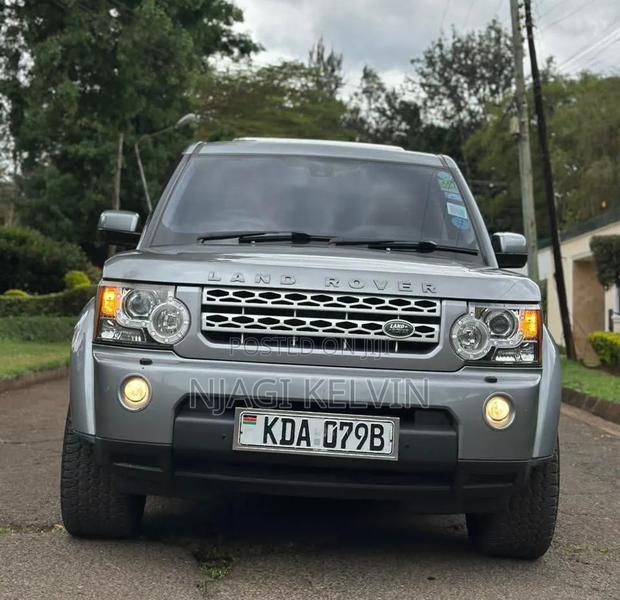 Land Rover Discovery 2013 Gray