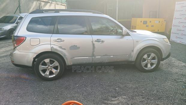 Subaru Forester 2010 Silver