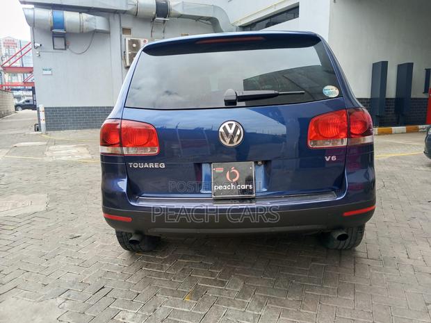 Volkswagen Touareg 2009 Blue